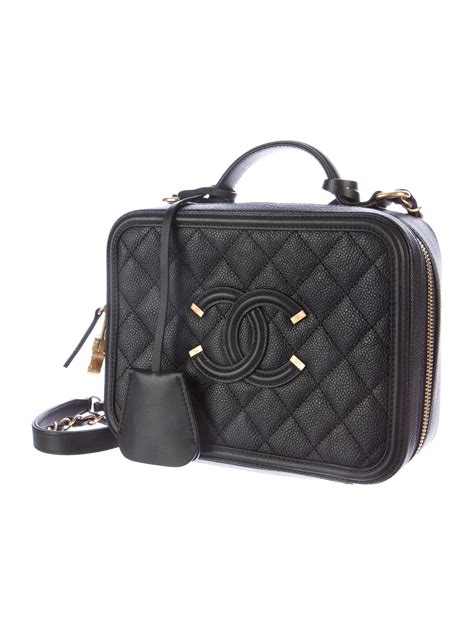 chanel filigree vanity case ootd|Chanel vanity bag vintage.